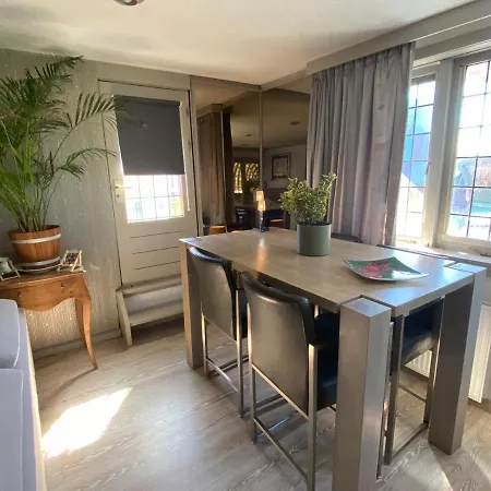 The Amsterdam House Boat With Jacuzzi & Sauna Konukevi Amsterdam