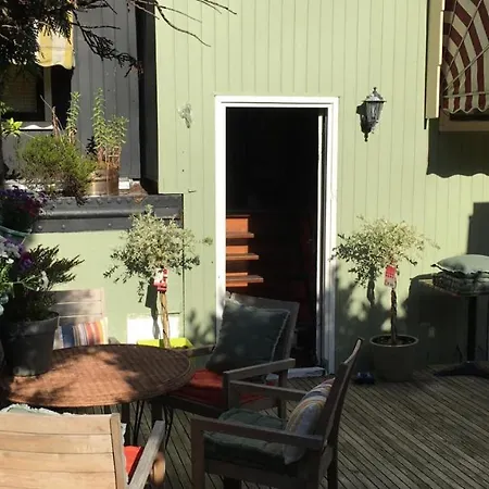 The Amsterdam House Boat With Jacuzzi & Sauna *