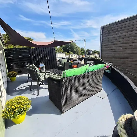 The Amsterdam House Boat With Jacuzzi & Sauna ゲストハウス アムステルダム